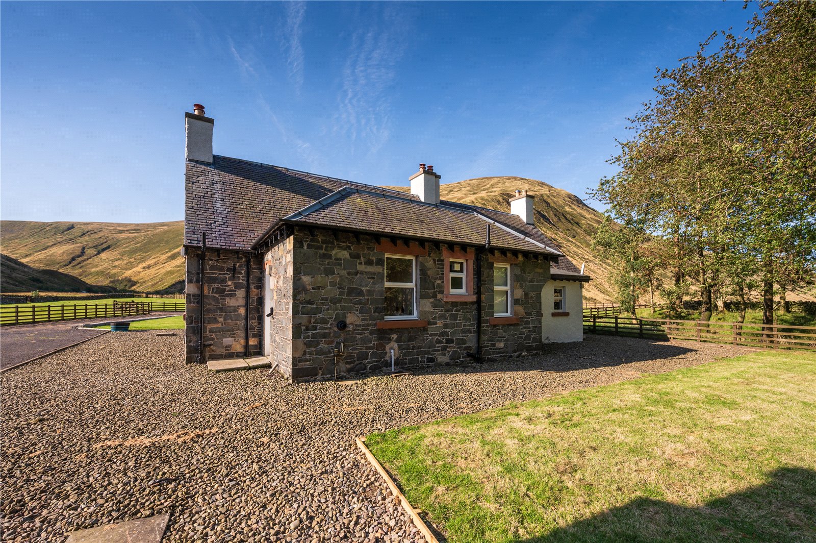 Talla Farmhouse