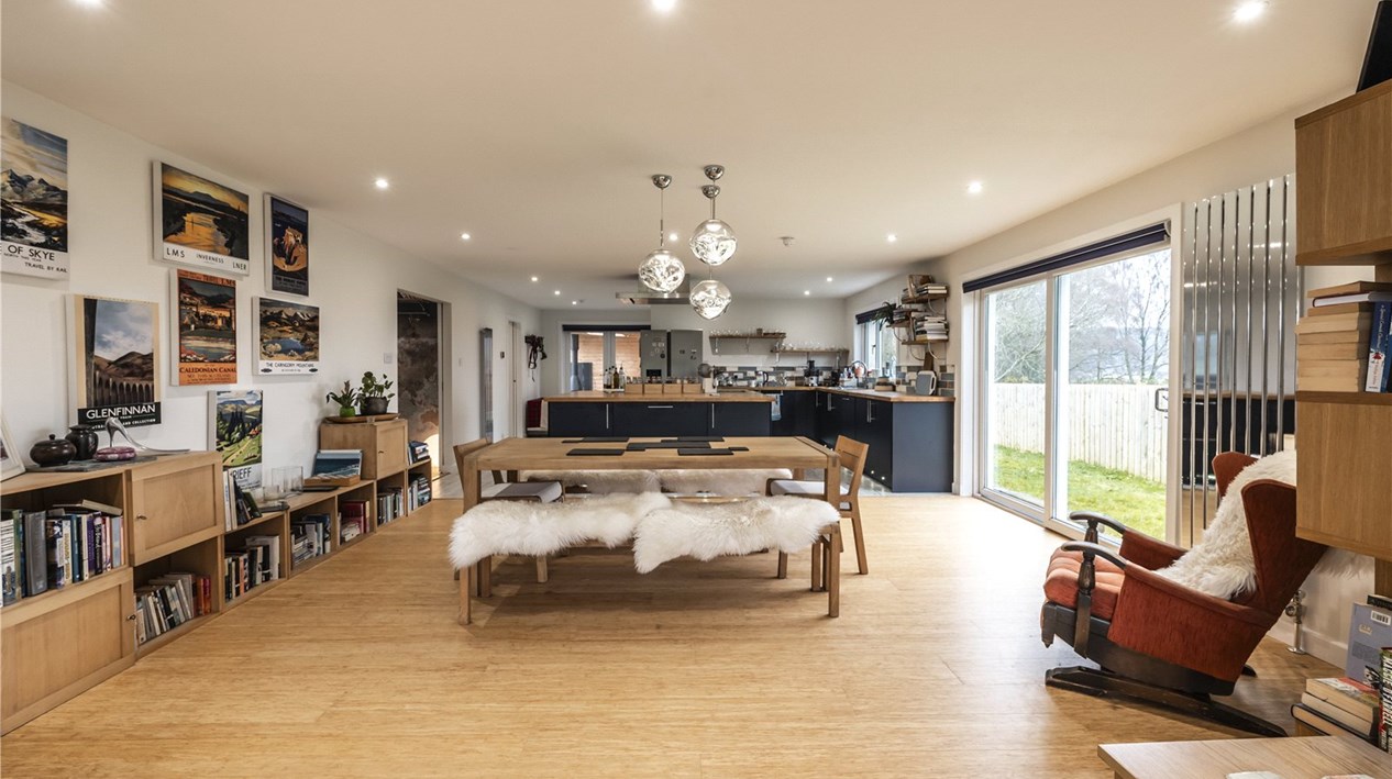 Dining/Kitchen Room