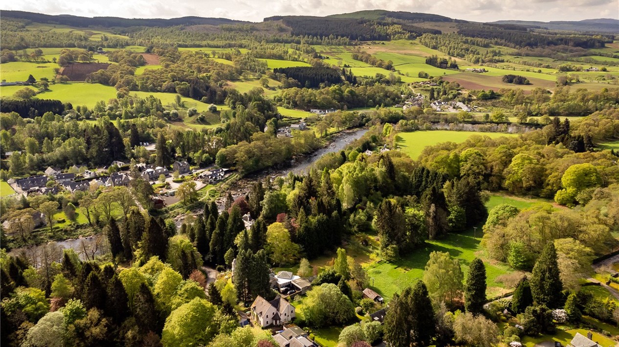 Strathtay House