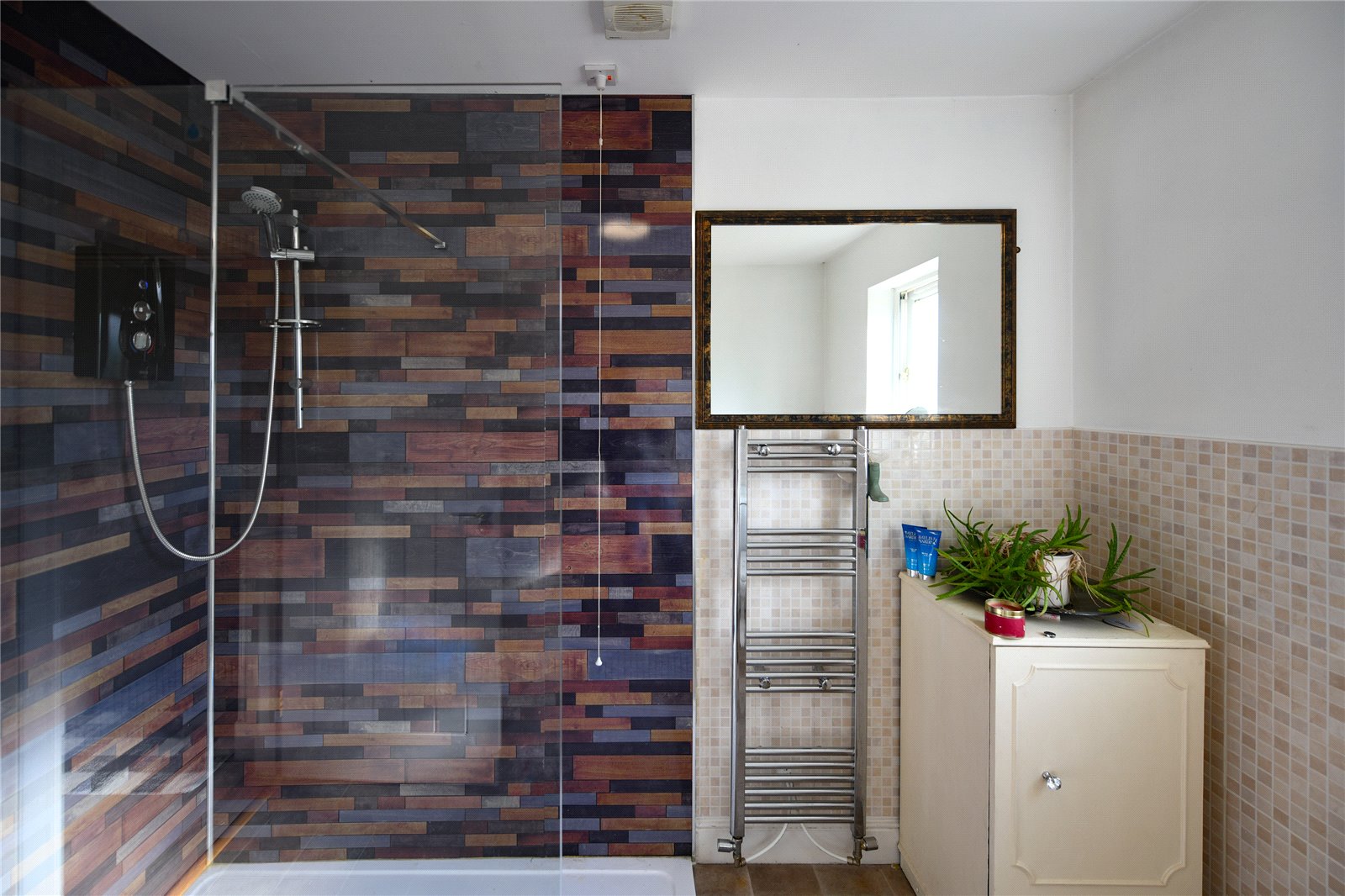 Family Shower Room