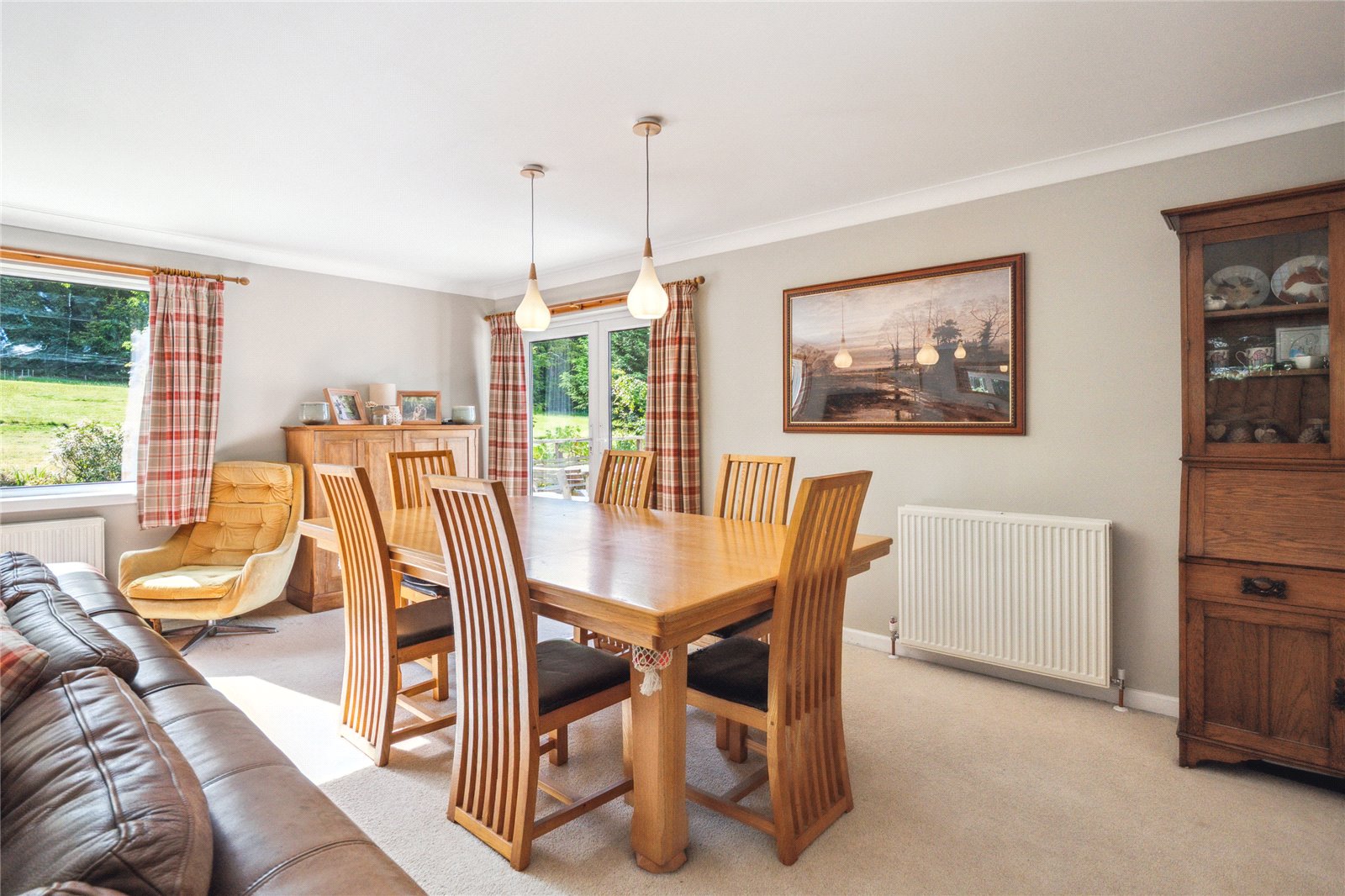 Sitting/Dining Room