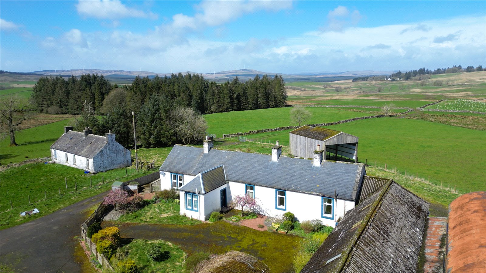 Farmhouse & Cottage